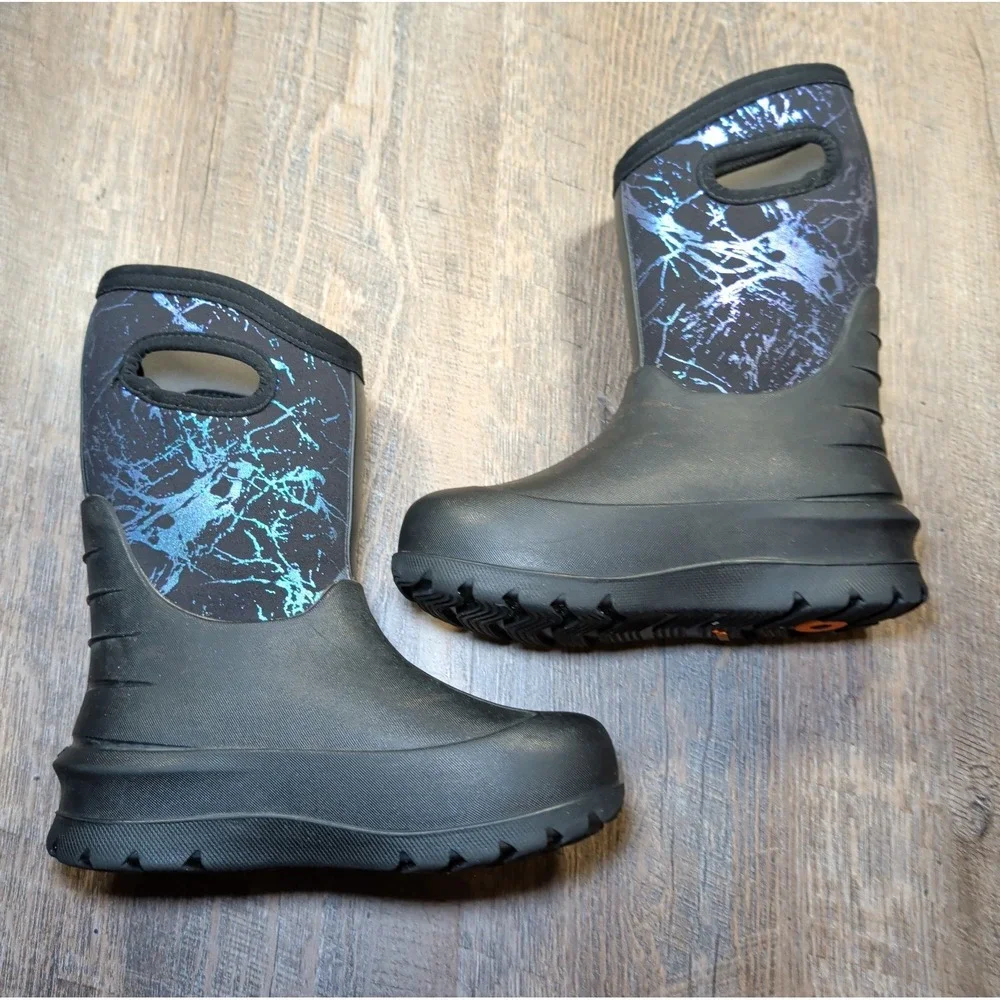 BOGS Kids Youth Size 2 Neo Classic Metallic Mountain Black Rain Boots Unisex